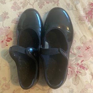 Tap shoes size 12
